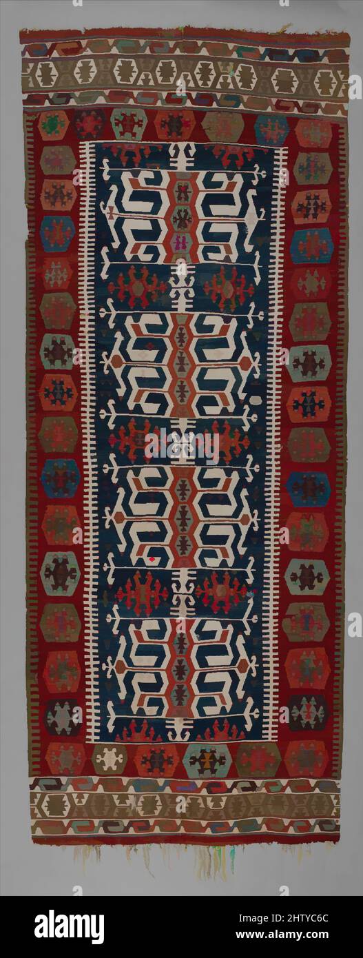 Kunst inspiriert von Carpet, ca. 1800, zurückzuführen auf Türkei, Wolle, Baumwolle und metallisches Silbergarn, 64 3/16 x 163 3/8 Zoll (163 x 415 cm), Textilien-gewebte, flachgewebte Bodenbeläge, die ein lebendiges Dorf und eine nomadische Tradition repräsentieren, wurden in einem weiten Teil der islamischen Welt hergestellt, Classic Works modernisiert von Artotop mit einem Schuss Moderne. Formen, Farbe und Wert, auffällige visuelle Wirkung auf Kunst. Emotionen durch Freiheit von Kunstwerken auf zeitgemäße Weise. Eine zeitlose Botschaft, die eine wild kreative neue Richtung verfolgt. Künstler, die sich dem digitalen Medium zuwenden und die Artotop NFT erschaffen Stockfoto