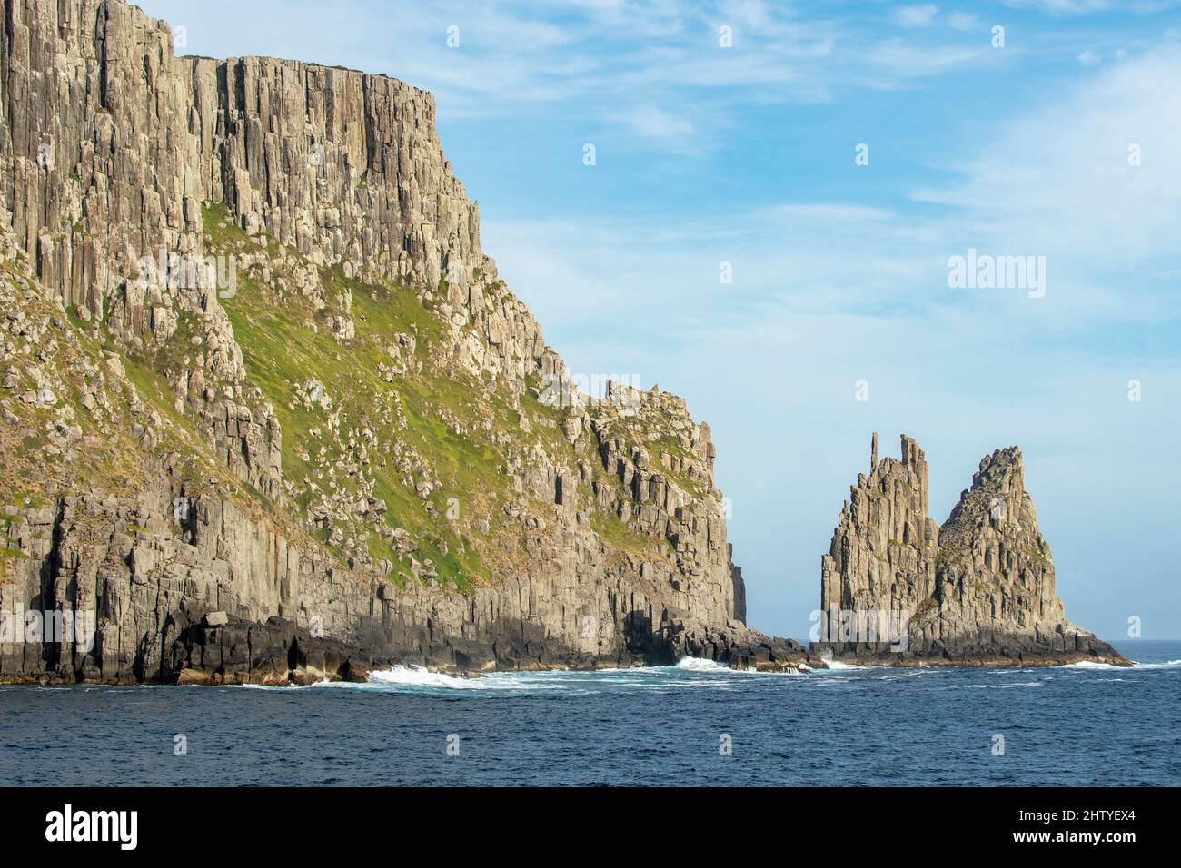Felssäulen auf Tasman Island, Tasmanien, Australien Stockfoto