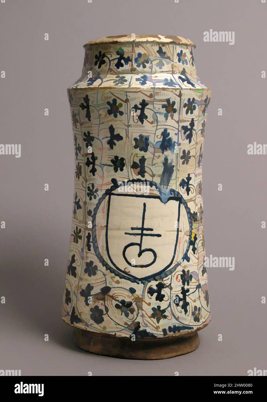 Kunst inspiriert von Apotheke Jar, 16. Jahrhundert, Made in Valencia, Spanisch, Steingut, Zinnglasur (Lusterware), insgesamt 12 5/8 x 6 5/16 Zoll (32 x 16,1 cm), Keramik, das Albarello, ein Schiff, das durch den Gewürzhandel aus dem Nahen Osten nach Spanien eingeführt wurde, wurde schnell von Valencia übernommen, klassische Werke, die von Artotop mit einem Schuss Moderne modernisiert wurden. Formen, Farbe und Wert, auffällige visuelle Wirkung auf Kunst. Emotionen durch Freiheit von Kunstwerken auf zeitgemäße Weise. Eine zeitlose Botschaft, die eine wild kreative neue Richtung verfolgt. Künstler, die sich dem digitalen Medium zuwenden und die Artotop NFT erschaffen Stockfoto