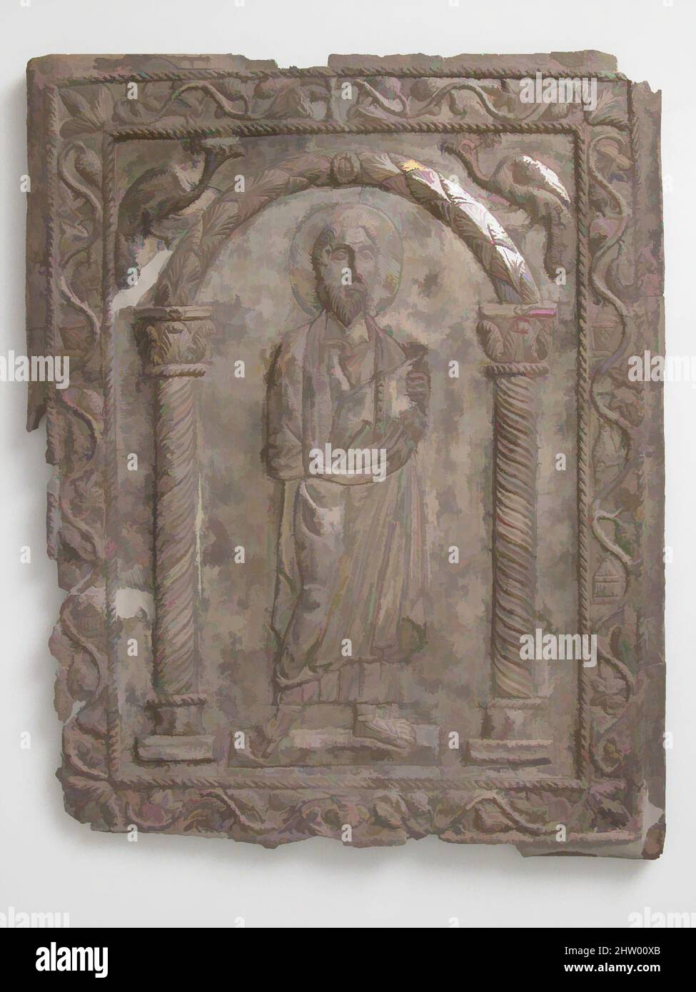 Kunst inspiriert von Plakette mit dem heiligen Paulus, 550–600, hergestellt in Antiochia oder Kaper Koraon (?), byzantinisch, Silber, ursprünglich teilweise vergoldet, insgesamt: 10 3/4 x 8 1/2 x 9/16 Zoll (27,3 x 21,6 x 1,5 cm), Metallarbeiten-Silber, das typische Bild des heiligen Paulus – mit langem Gesicht, zurücktretender Haarlinie und, von Artotop modernisierte Classic Works mit einem Schuss Modernität. Formen, Farbe und Wert, auffällige visuelle Wirkung auf Kunst. Emotionen durch Freiheit von Kunstwerken auf zeitgemäße Weise. Eine zeitlose Botschaft, die eine wild kreative neue Richtung verfolgt. Künstler, die sich dem digitalen Medium zuwenden und die Artotop NFT erschaffen Stockfoto