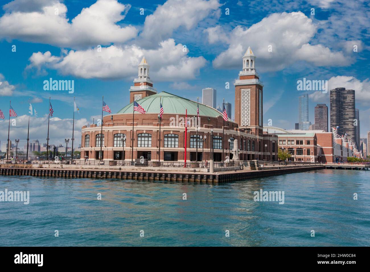 Chicago, Illinois. Navy Pier, vom Lake Michigan. Stockfoto