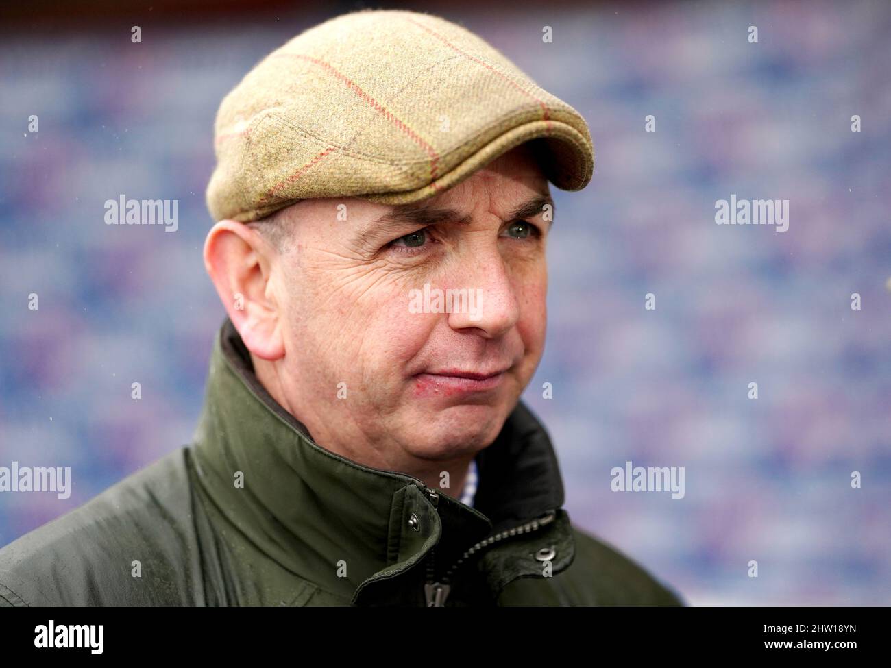 Trainer Fergal O'Brien auf der Rennbahn Ludlow. Bilddatum: Donnerstag, 3. März 2022. Stockfoto