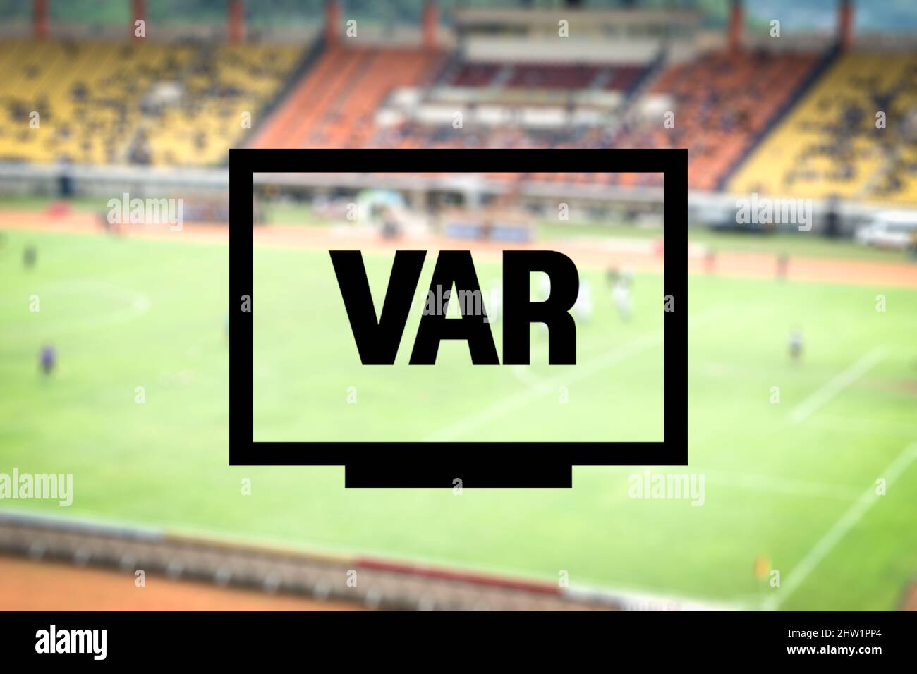 VAR-Grafik im Fußball, Video Assistant Referee illustrative Grafik für Fußball oder Fußballspiel, Live-Score, Sport auf dem Bildschirm oder im Fernsehen Stockfotografie