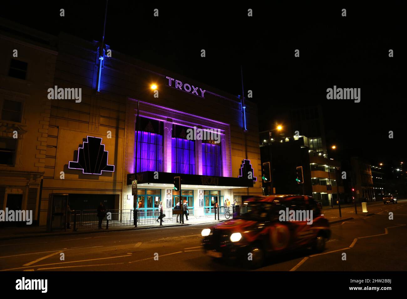 The TROXY - 1930s Art déco-Veranstaltungsort, ehemaliges Kino, Troxy, Commercial Road, Stepney, East London. Stockfoto