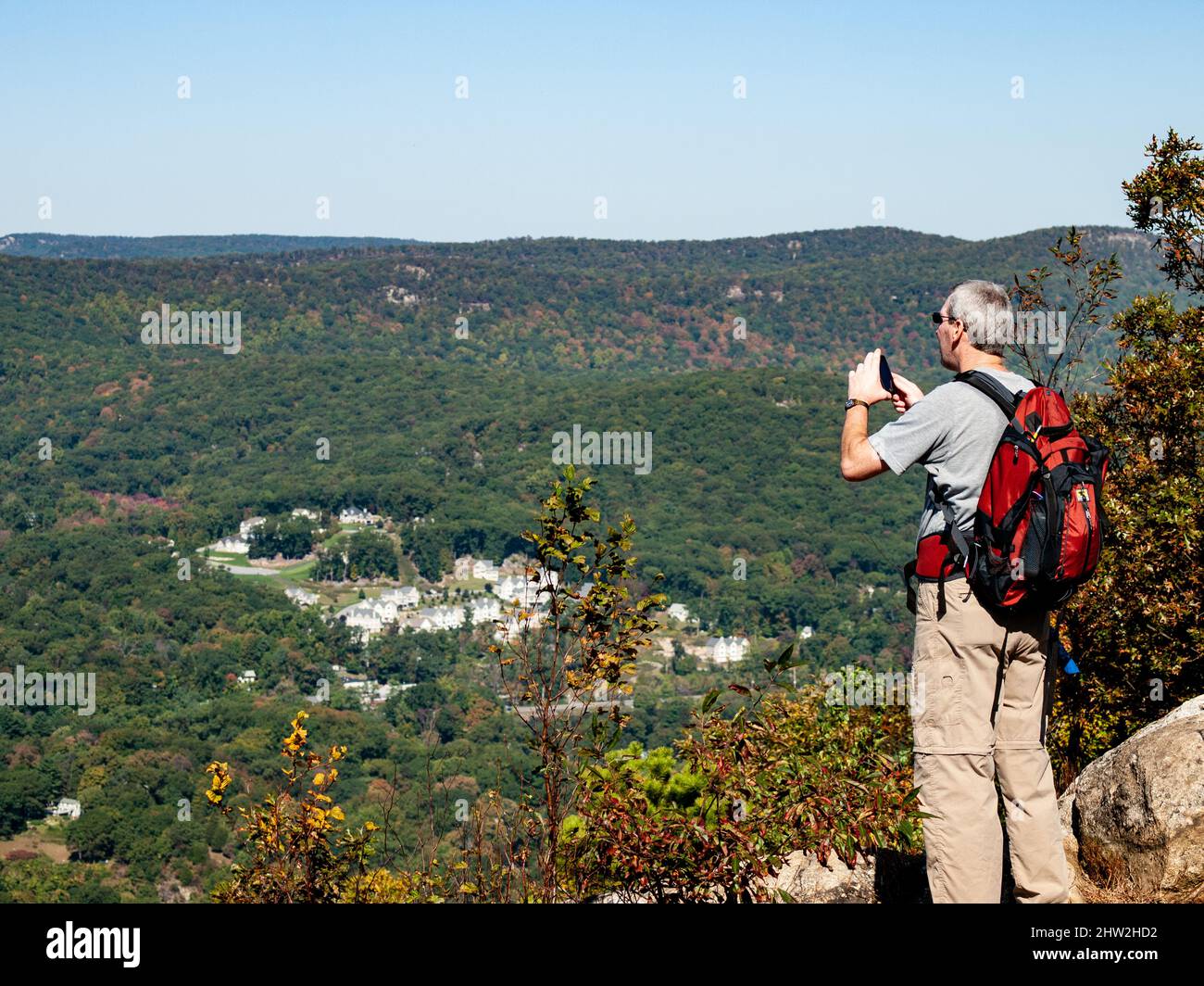 Wanderer auf Claudius Smith's Den, Harriman, New York USA Stockfoto