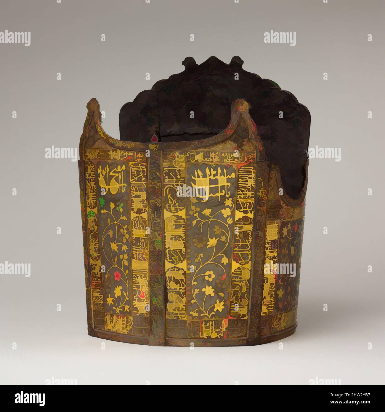 Kunst inspiriert von Cuirass (Char-aina), Ende des 18..–Anfang des 19.. Jahrhunderts, indisch oder iranisch, Stahl, Gold, Textil, Des Brustschilds H. 13 Zoll (33 cm); der Rückwand H. 15 1/2 Zoll (39,37 cm); der Seiten H. 9 5/8 Zoll (24,5 cm); des ganzen Kürass W. 11 1/4 Zoll (28,5 cm); von ganzen cuirass D. 9 1/2 in, Classic Works modernisiert von Artotop mit einem Spritzer der Modernität. Formen, Farbe und Wert, auffällige visuelle Wirkung auf Kunst. Emotionen durch Freiheit von Kunstwerken auf zeitgemäße Weise. Eine zeitlose Botschaft, die eine wild kreative neue Richtung verfolgt. Künstler, die sich dem digitalen Medium zuwenden und die Artotop NFT erschaffen Stockfoto