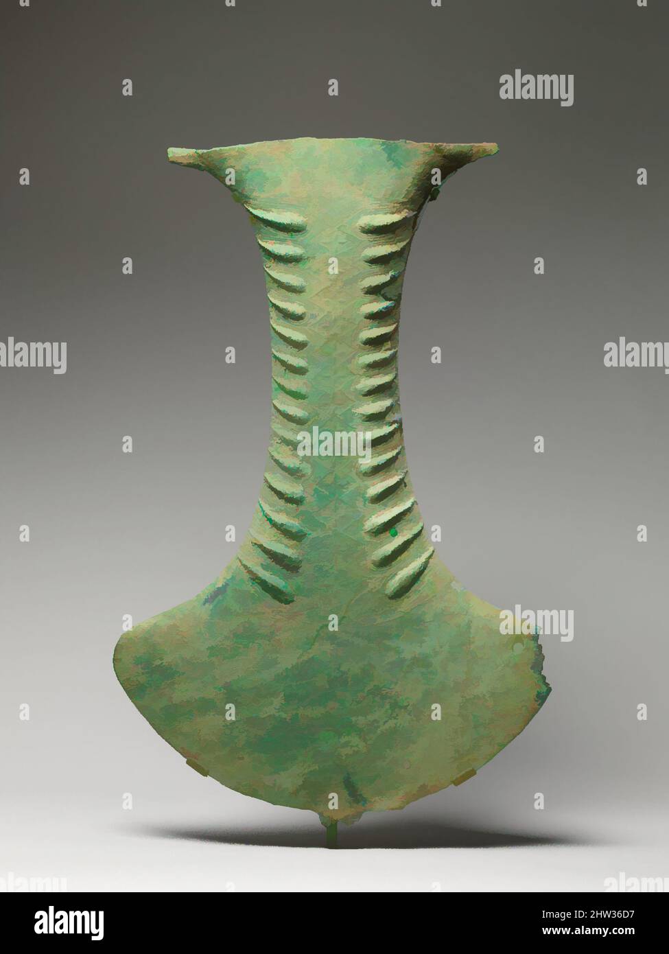 Kunst inspiriert von einem Zeremonialobjekt in Form einer Axt-, Bronze- und Eisenzeit, ca. 100 V. CHR.–N. CHR. 300, Indonesien (Sulawesi), Bronze, H. 41 3/8 Zoll (105,1 cm); B: 26 1/2 Zoll (67,3 cm), Metallarbeiten, Dieses bemerkenswerte zeremonielle Objekt, eine konzeptionelle sowie technische Tour de Force, fast, Klassische Werke modernisiert von Artotop mit einem Schuss Moderne. Formen, Farbe und Wert, auffällige visuelle Wirkung auf Kunst. Emotionen durch Freiheit von Kunstwerken auf zeitgemäße Weise. Eine zeitlose Botschaft, die eine wild kreative neue Richtung verfolgt. Künstler, die sich dem digitalen Medium zuwenden und die Artotop NFT erschaffen Stockfoto
