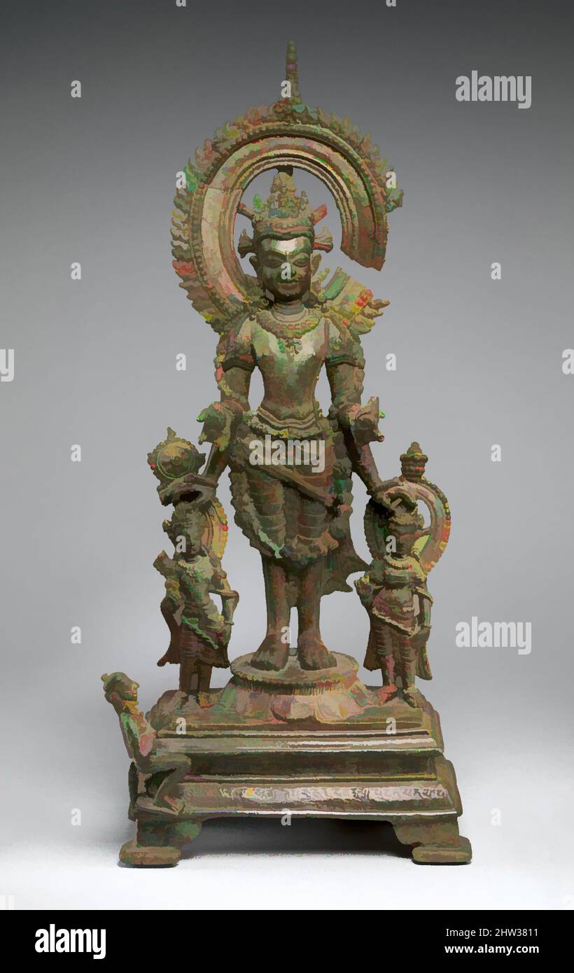 Kunst inspiriert von Vishnu flankiert von seinen personifizierten Attributen, Pala-Zeit, Anfang 9. Jahrhundert, Indien (Bihar), Bronze, H. 20 3/4 Zoll (52,7 cm), Skulptur, Vishnu ruht seine rechte untere Hand auf Chakrapurusha, der Personifikation seines Kriegsdiskus, dem Chakra. Seine linke untere Hand ruht auf den von Artotop modernisierten Classic Works mit einem Schuss Modernität. Formen, Farbe und Wert, auffällige visuelle Wirkung auf Kunst. Emotionen durch Freiheit von Kunstwerken auf zeitgemäße Weise. Eine zeitlose Botschaft, die eine wild kreative neue Richtung verfolgt. Künstler, die sich dem digitalen Medium zuwenden und die Artotop NFT erschaffen Stockfoto