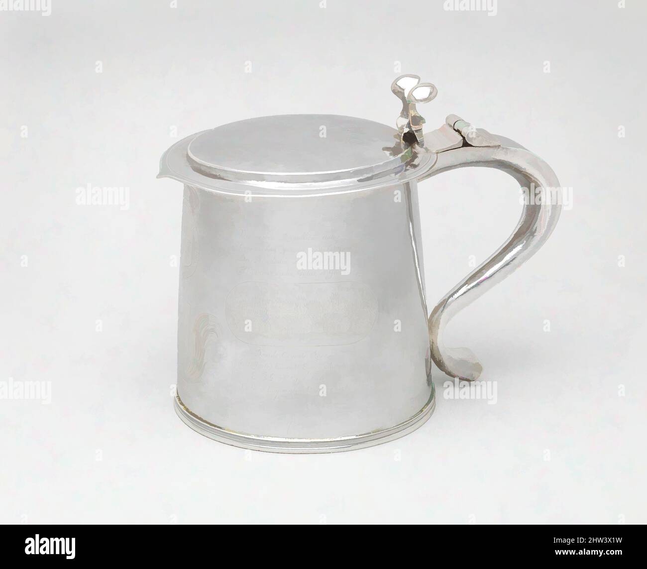 Von Tankard inspirierte Kunst mit eingravierten Szenen, die das Feuer von London und die große Pest, O S (britisch, ca. 1673–1677), 1673/74, Großbritannien, London, Silber, Insgesamt (bestätigt): 7 3/8 × 9 × 6 Zoll, 35 oz. 18 dwt. (18,7 × 22,9 × 15,2 cm, 1116,501g), Metallbearbeitung-Silber, O S (British, Ca, Klassische Werke, die von Artotop mit einem Hauch von Moderne modernisiert wurden. Formen, Farbe und Wert, auffällige visuelle Wirkung auf Kunst. Emotionen durch Freiheit von Kunstwerken auf zeitgemäße Weise. Eine zeitlose Botschaft, die eine wild kreative neue Richtung verfolgt. Künstler, die sich dem digitalen Medium zuwenden und die Artotop NFT erschaffen Stockfoto