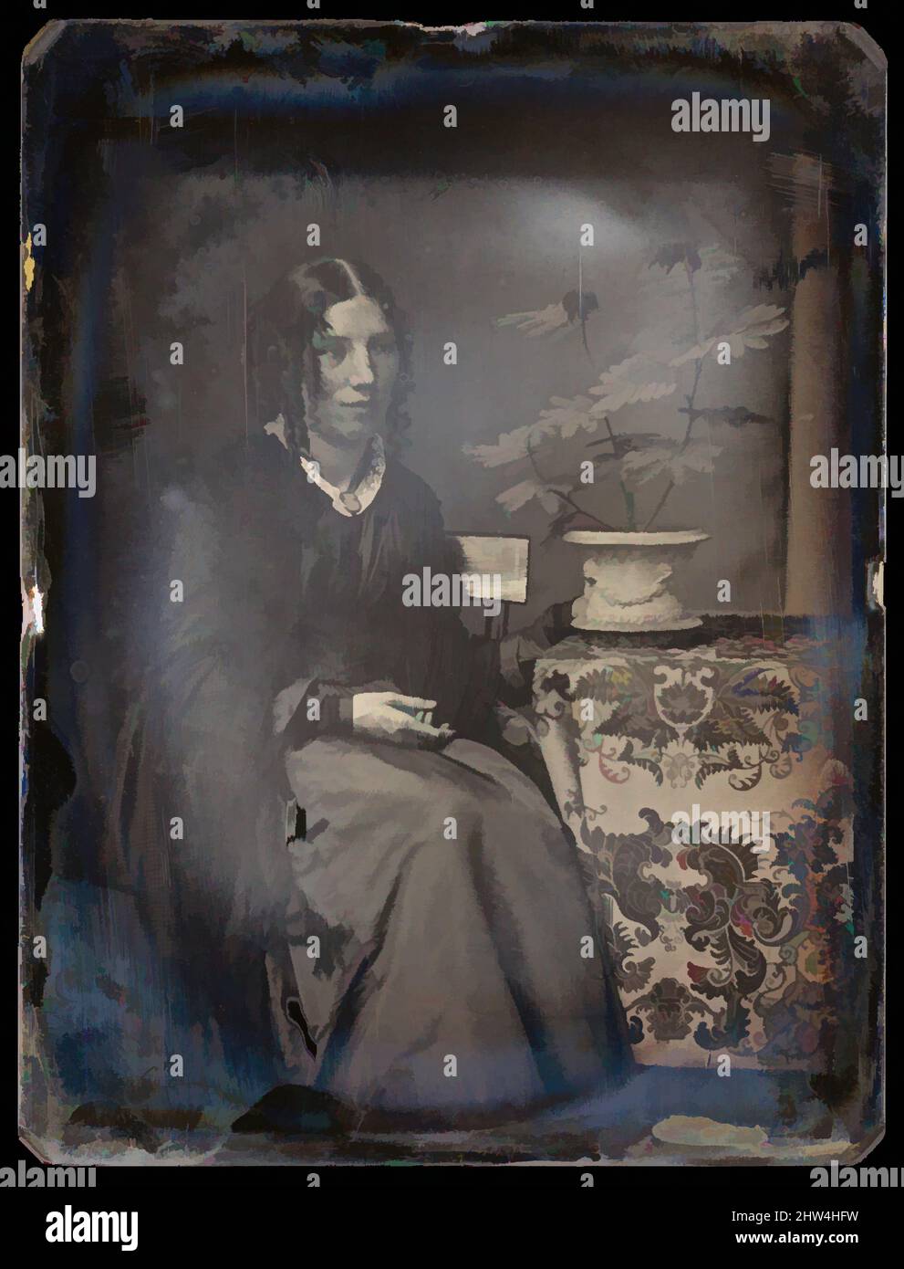 Art inspired by Harriet Beecher Stowe, 1850s, Daguerreotype, 10,8 x 8,3 cm. (4 1/4 x 3 1/4 Zoll), Fotografien, Albert Sands Southworth (amerikanisch, West Fairlee, Vermont 1811–1894 Charlestown, Massachusetts), Josiah Johnson Hawes (amerikanisch, Wayland, Massachusetts 1808–1901 Crawford Notch, Klassische Werke, die von Artotop mit einem Schuss Moderne modernisiert wurden. Formen, Farbe und Wert, auffällige visuelle Wirkung auf Kunst. Emotionen durch Freiheit von Kunstwerken auf zeitgemäße Weise. Eine zeitlose Botschaft, die eine wild kreative neue Richtung verfolgt. Künstler, die sich dem digitalen Medium zuwenden und die Artotop NFT erschaffen Stockfoto