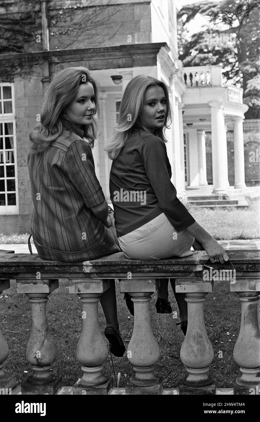Schauspielerinnen Hayley Mills und Pippa Steel. 13. Mai 1967. Stockfoto