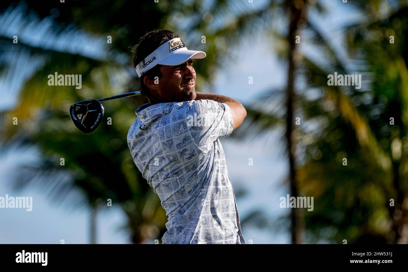 Rio Grande, Puerto Rico, USA. 3. März 2022. Curtis Thompson schlägt sich während der ersten Runde der Puerto Rico Open im Grand Reserve Golf Club in Rio Grande, Puerto Rico ab. Foto von Carlos J. Calo/Eclipse Sportswire/CSM/Alamy Live News Stockfoto