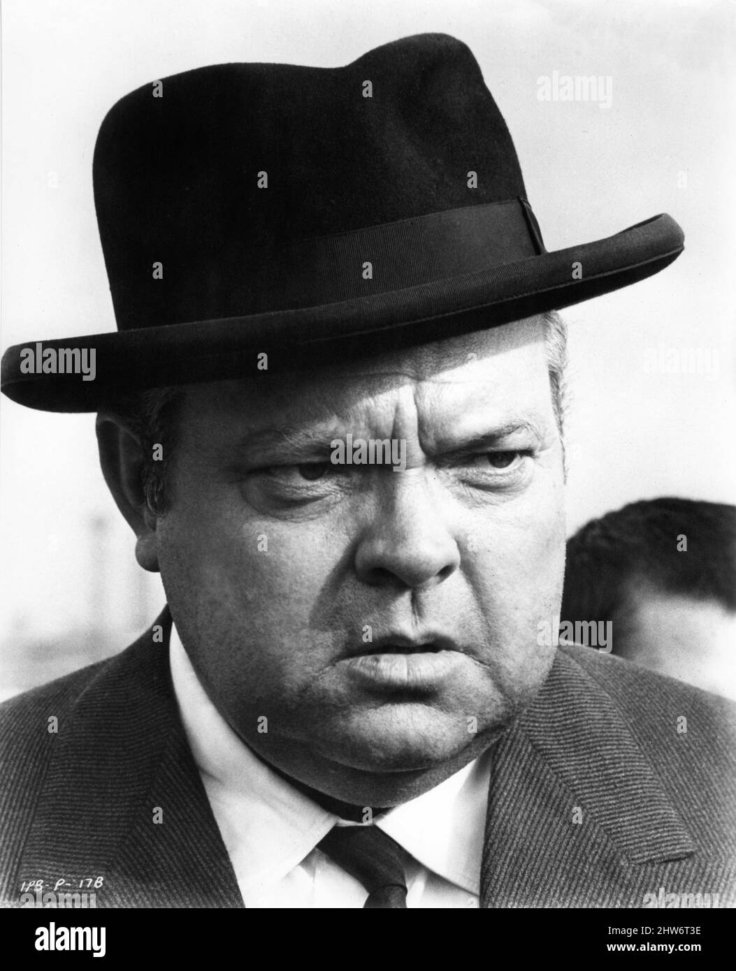 ORSON WELLES IN BRENNT PARIS? 1966 Regie RENE CLEMENT Buch Larry Collins und Dominique Lapierre Drehbuch Gore Vidal und Francis Ford Coppola Musik Maurice Jarre Frankreich - USA Koproduktion Marianne Productions / Transcontinental Films / Paramount Picturs Stockfoto