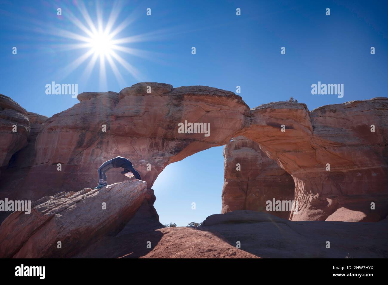 Radstellung am Broken Arch im Arches National Park Stockfoto