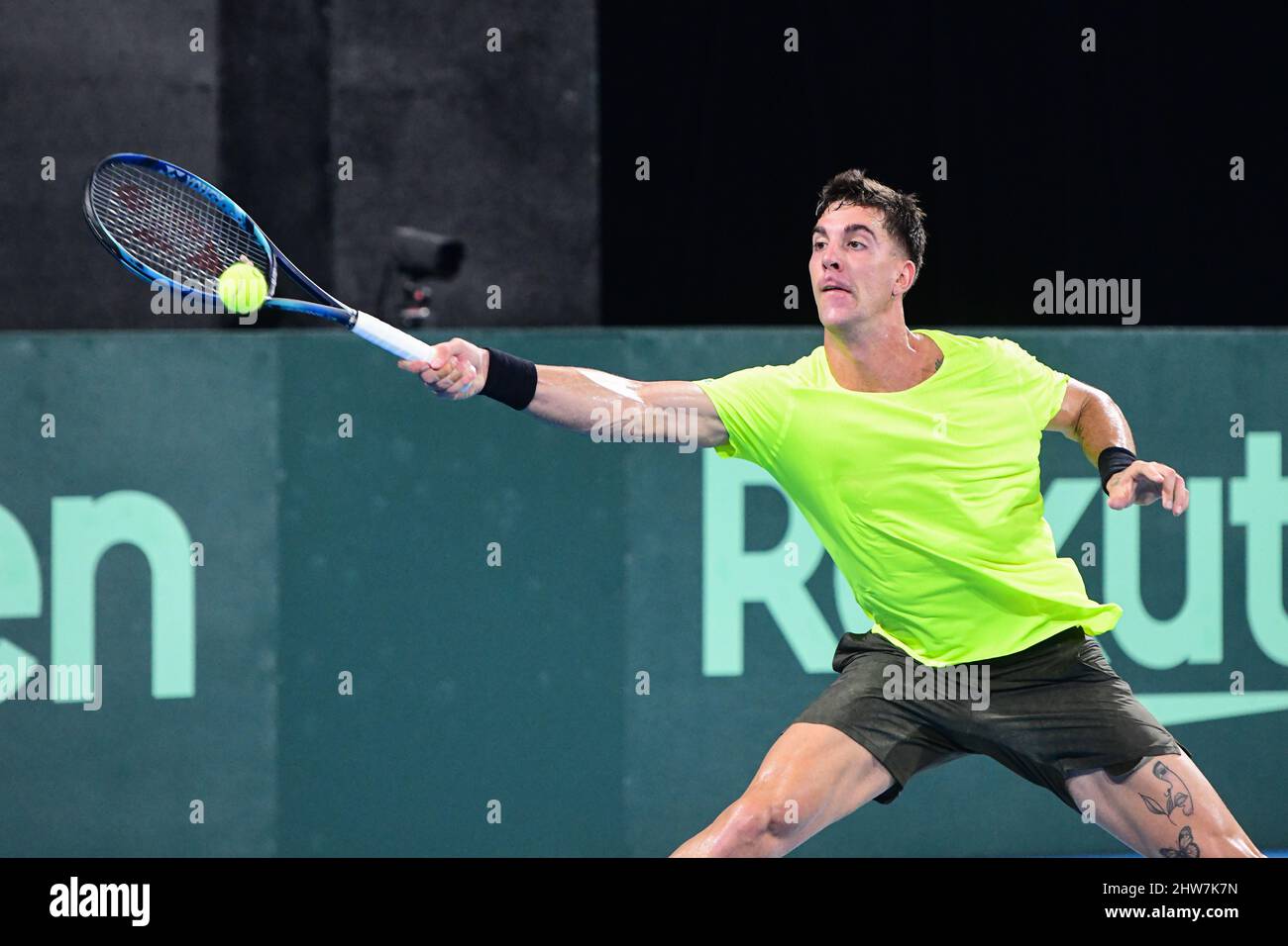 Sydney Olympic Park, Australien. 04. März 2022. Thanasi Kokkinakis aus Australien in Aktion während der Davis Cup Qualifying Round 2022 gegen Marton Fucsovics aus Ungarn im Ken Rosewell Stadium. Endergebnis: Thanasi Kokkinakis 1:2 Marton Fucsovics. (Foto von Luis Veniegra/SOPA Images/Sipa USA) Quelle: SIPA USA/Alamy Live News Stockfoto