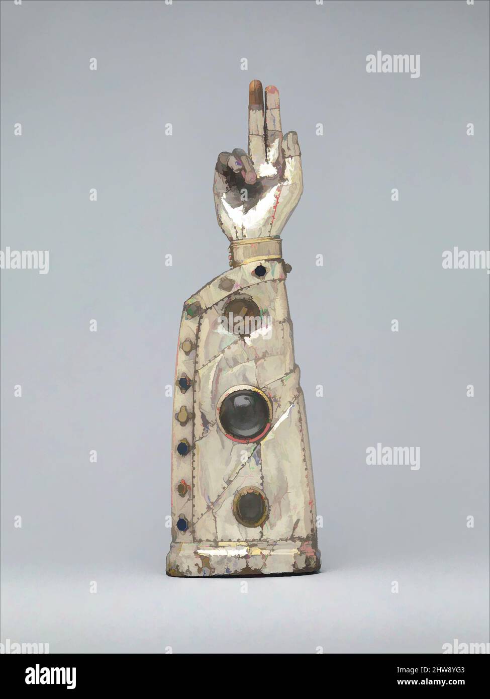 Art inspired by Arm Reliquary, 13. Century, with 15. Century additions, French, Silver, silver-Gilt, Glas and Bergkristall Cabochons over wood Core, Overall: 20 5/16 x 6 1/4 x 2 15/16in. (51,6 x 15,8 x 7,4cm), Metallarbeiten-Silber, glitzerndes Silber, Bergkristall und Glassteine beleben, Classic Works modernisiert von Artotop mit einem Schuss Moderne. Formen, Farbe und Wert, auffällige visuelle Wirkung auf Kunst. Emotionen durch Freiheit von Kunstwerken auf zeitgemäße Weise. Eine zeitlose Botschaft, die eine wild kreative neue Richtung verfolgt. Künstler, die sich dem digitalen Medium zuwenden und die Artotop NFT erschaffen Stockfoto