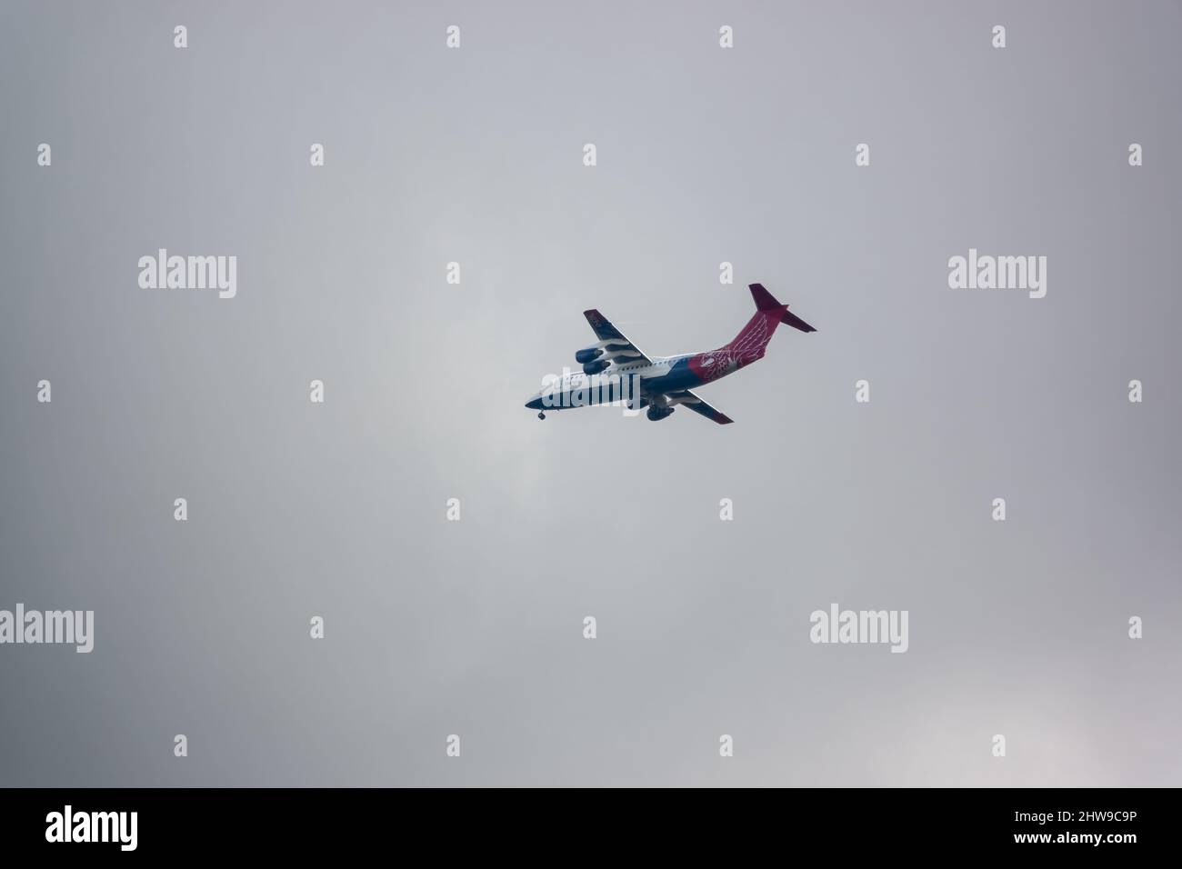 QinetiQ British Aerospace Avro 146-RJ70 G-ETPK Pilot Trainer Jet fliegt über Salisbury Plain Wiltshire Stockfoto