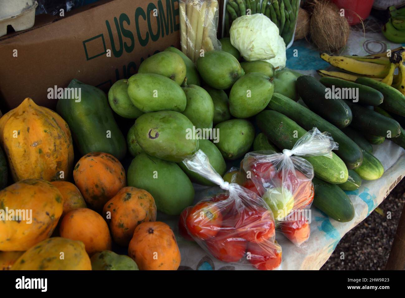 Prickly Bay Grenada L'anse Aux Epines Beach Obst und Gemüse Verkäufer Stockfoto