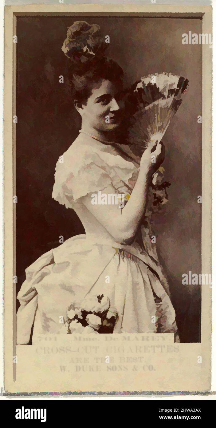 Von Zeichnungen und Drucken inspirierte Kunst, Foto, Kartennummer 701, MME. De Marey, aus der Schauspielerserie von Duke Sons & Co, Klassisches Werk, das von Artotop mit einem Schuss Modernität modernisiert wurde. Formen, Farbe und Wert, auffällige visuelle Wirkung auf Kunst. Emotionen durch Freiheit von Kunstwerken auf zeitgemäße Weise. Eine zeitlose Botschaft, die eine wild kreative neue Richtung verfolgt. Künstler, die sich dem digitalen Medium zuwenden und die Artotop NFT erschaffen Stockfoto