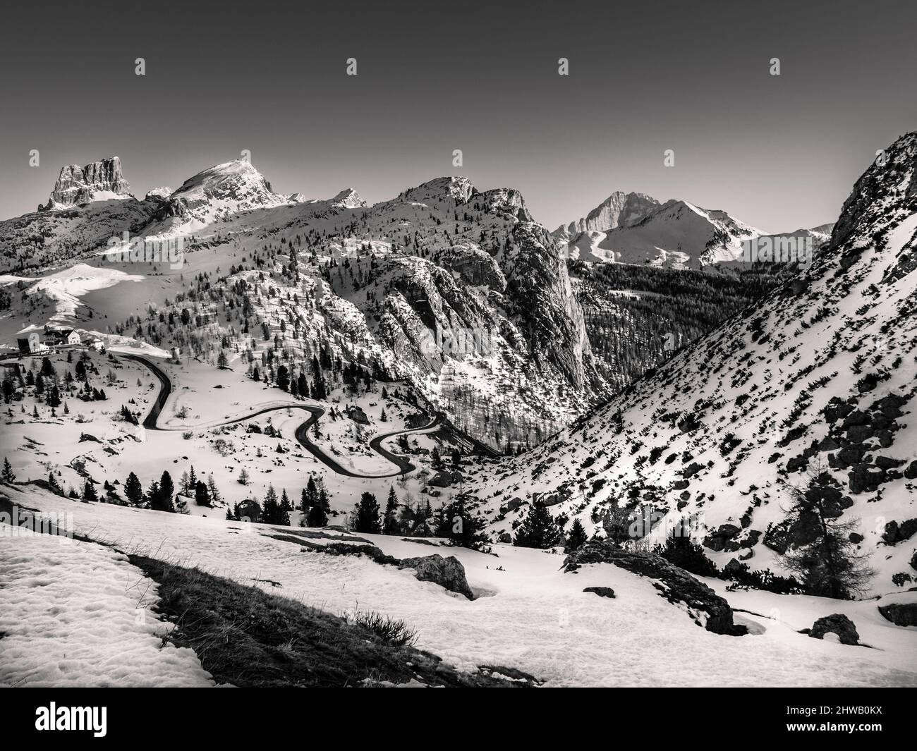 Falzarego Pass Winterlandschaft in den italienischen Dolomiten bei Cortina d'Ampezzo, Italien Stockfoto