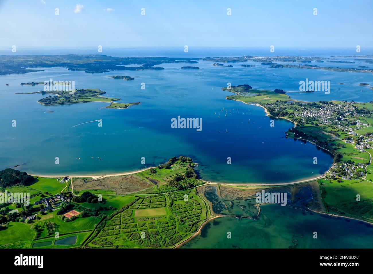 Frankreich. Bretagne. Morbihan Golf (56) Luftaufnahme der Arz Insel Stockfoto