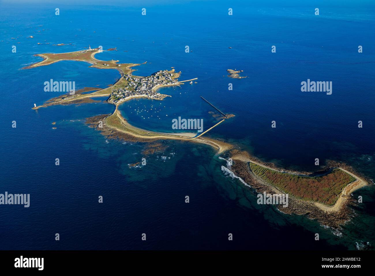 Frankreich. Finistere (29) Iroisesmeer. Luftaufnahme der Insel sein Stockfoto