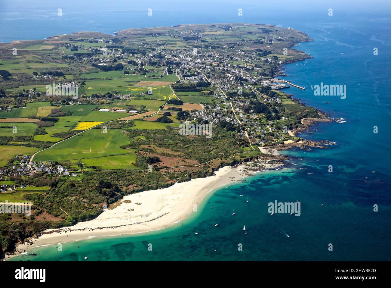 Frankreich. Morbihan (56) Golf von Biskaya. Insel Groix. Luftaufnahme des Grands Sables Beach Stockfoto