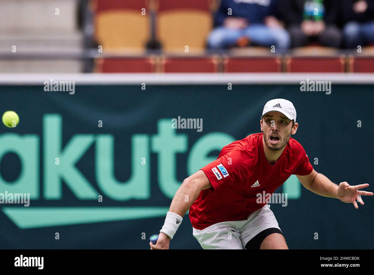 HELSINGBORG 20220305 der japanische Ben McLachlan in Aktion während der Doppelqualifikation für die Playoffs im Davis Cup zwischen Schweden und Japan in der Helsingborg Arena Samstag, 5. März 2022. Foto anders Bjuo / TT kod 11830 Stockfoto