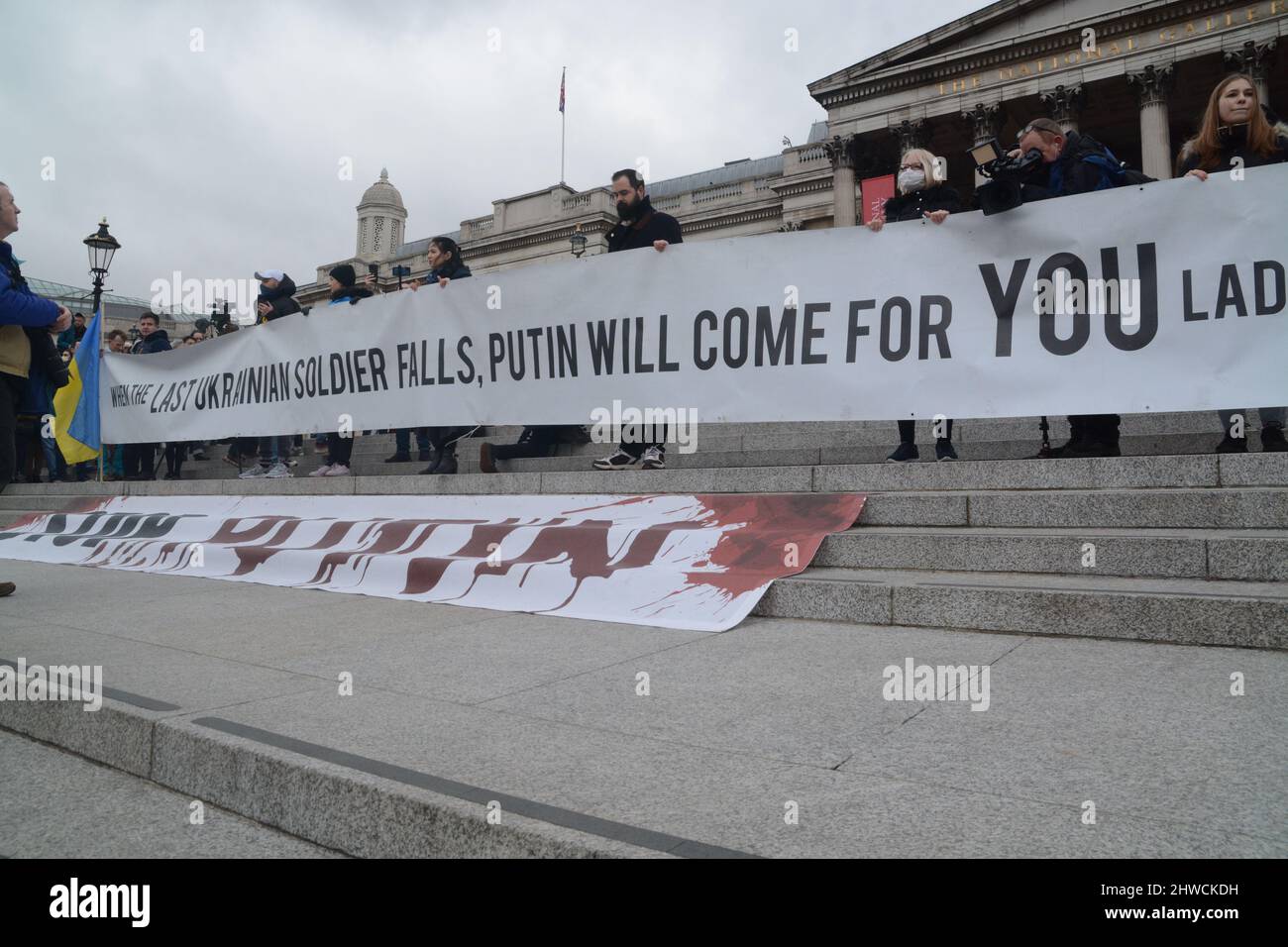 Ukraine-Kundgebung am zweiten Wochenende der zum Ausdruck gebrachten Anti-Kriegs-Gefühle Stockfoto