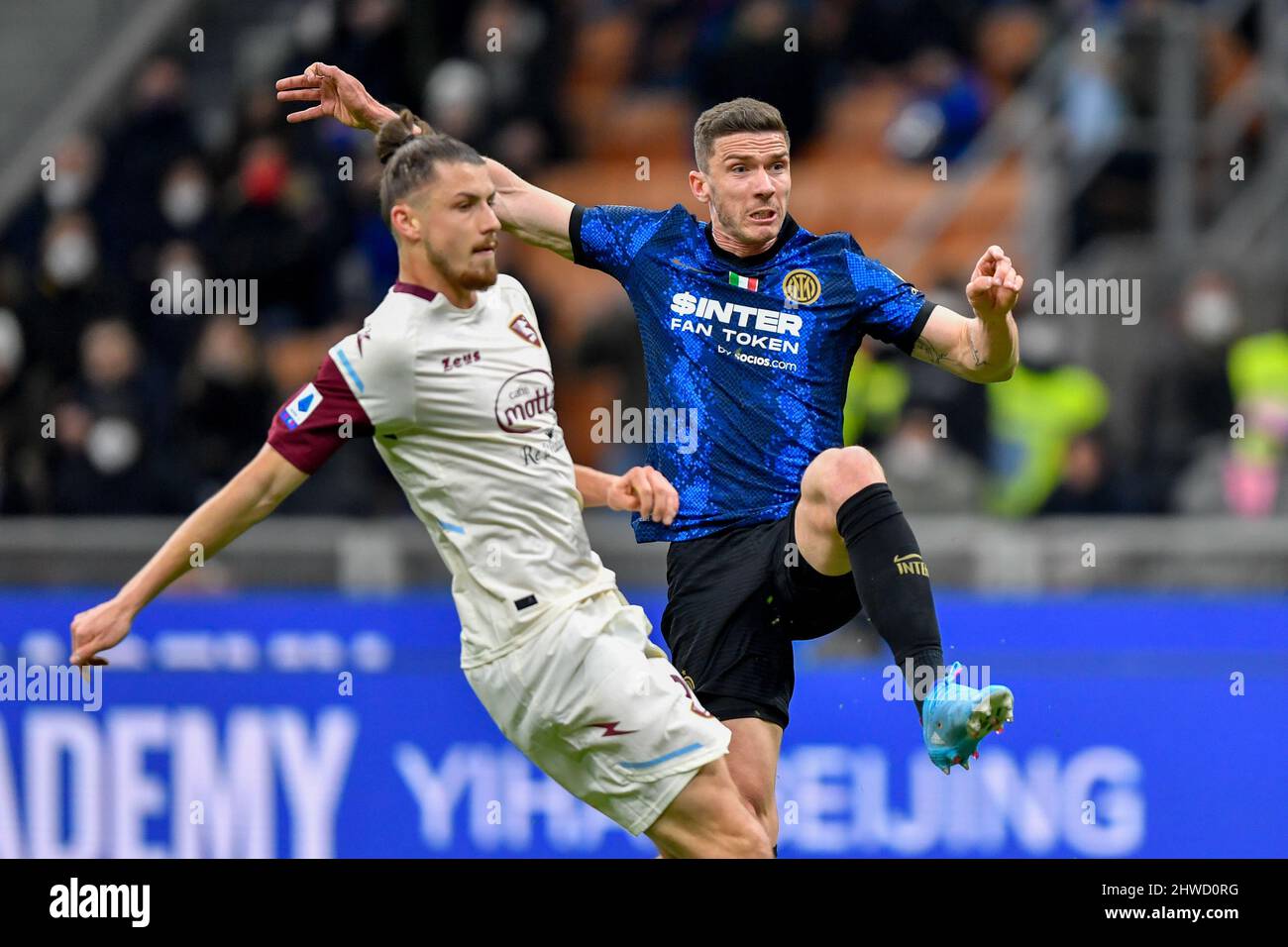 Mailand, Italien. 04. März 2022. Robin Gosens (18) von Inter sah in der Serie Ein Spiel zwischen Inter und Salernitana bei Giuseppe Meazza in Mailand. (Foto: Gonzales Photo/Alamy Live News Stockfoto