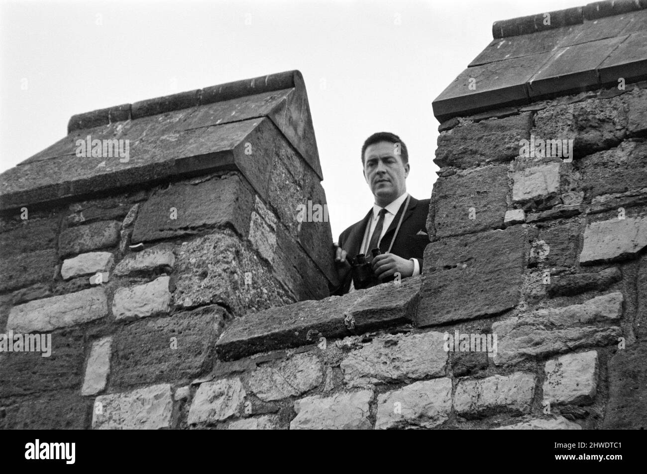 Die Investitur von Prinz Charles auf Caernarfon Castle. Caernarfon, Wales. Im Bild: Sicherheitsdienst im Schloss Caernarfon. 1.. Juli 1969. Stockfoto