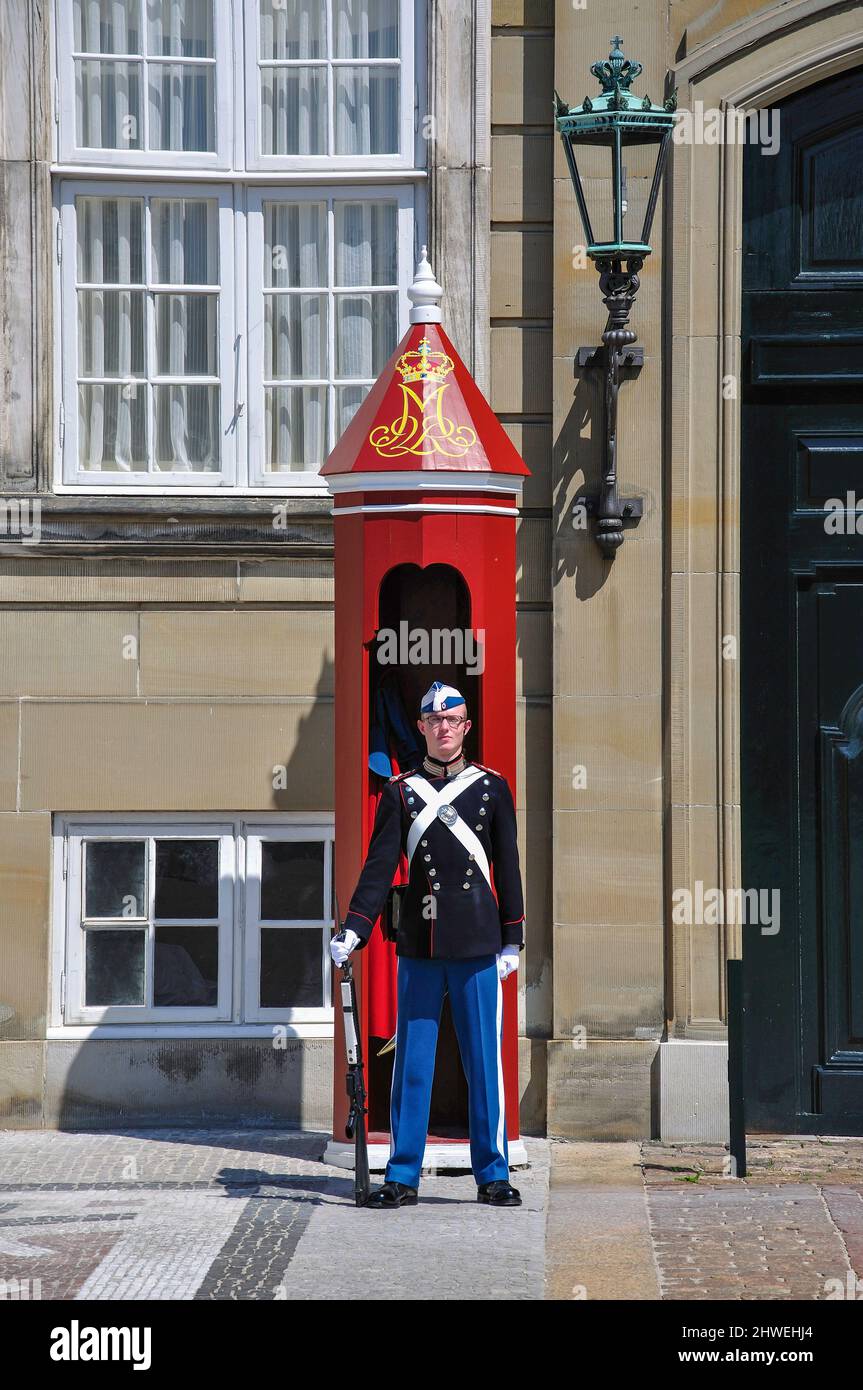 Dänische Kaisergarde, Königspalast Amalienborg, Königspalast, Kopenhagen (Kobenhavn), Königreich Dänemark Stockfoto