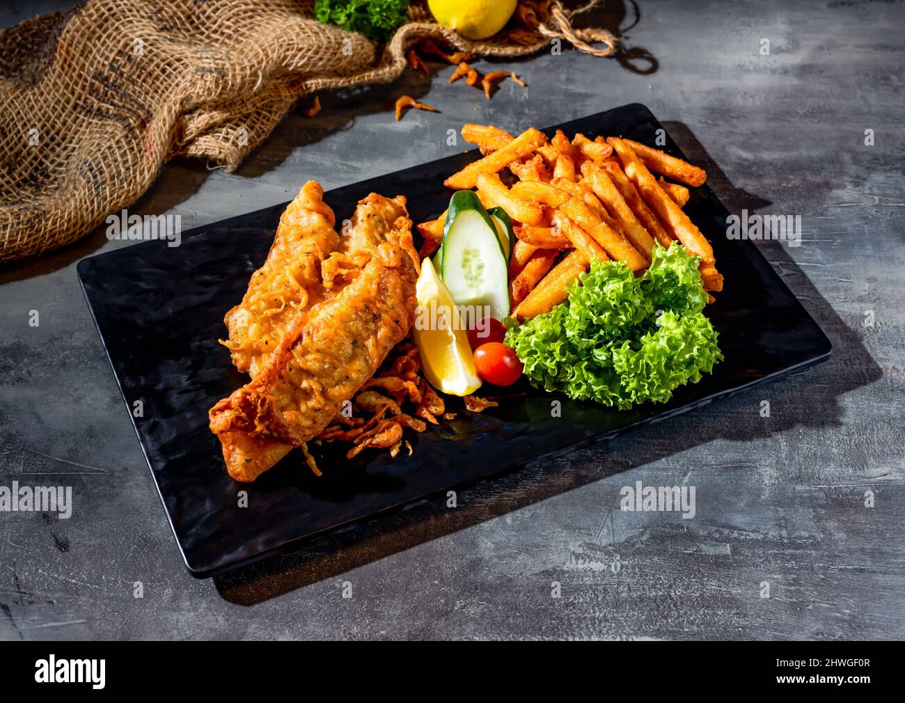 Gebratener roter tilapia -Fotos und -Bildmaterial in hoher Auflösung ...