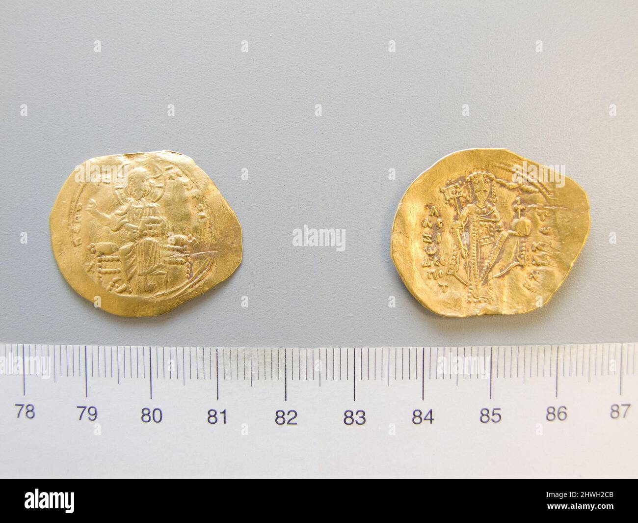 Hyperpyron Nomisma von Alexius I., Kaiser von Byzanz aus Konstantinopel. Herrscher: Alexius I., Kaiser von Byzanz, 1057–1118 n. Chr., regiert 1081–1118 Münzstätte: Konstantinopel Künstler: Unbekannt Stockfoto
