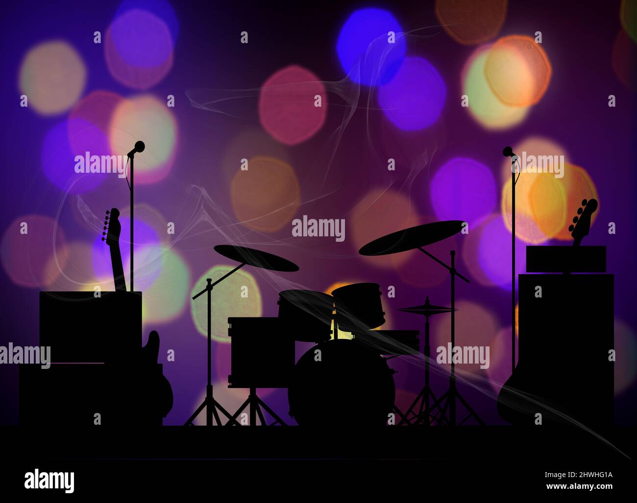 Silhouette eines Rockbands Ausrüstung auf der Bühne beleuchtet mit bunten Beleuchtung Stockfoto