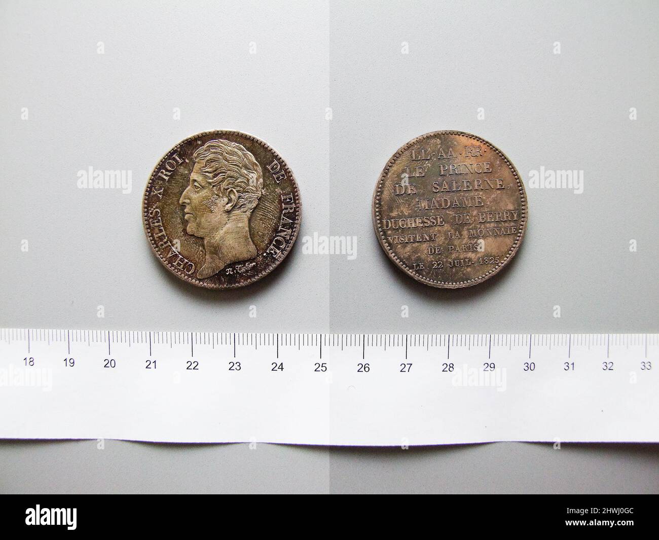 Medaille von Karl X. aus Frankreich Besuch der Pariser Münzstätte. Herrscher: Charles X, König von Frankreich, Französisch, 1757–1836, regiert 1824–30 Künstler: Nicolas Pierre Tiolier, Französisch, 1784–1853 Stockfoto