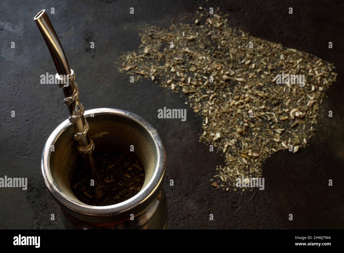 Brasil Form aus Yerba Mate mit Kürbis Materno Stockfoto