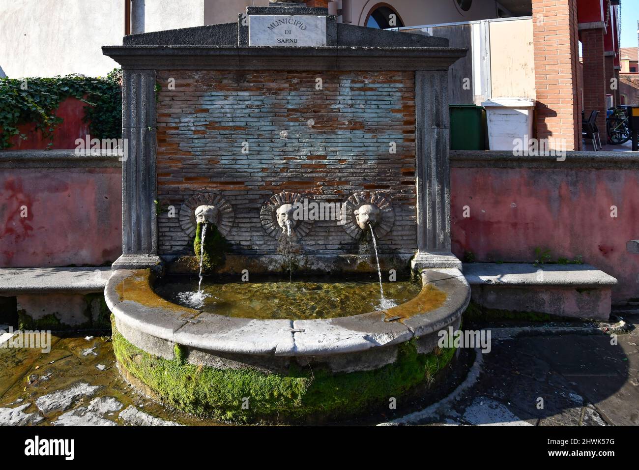 Ein alter Brunnen von Sarno, Stadt in der Provinz Salerno, Italien. Stockfoto