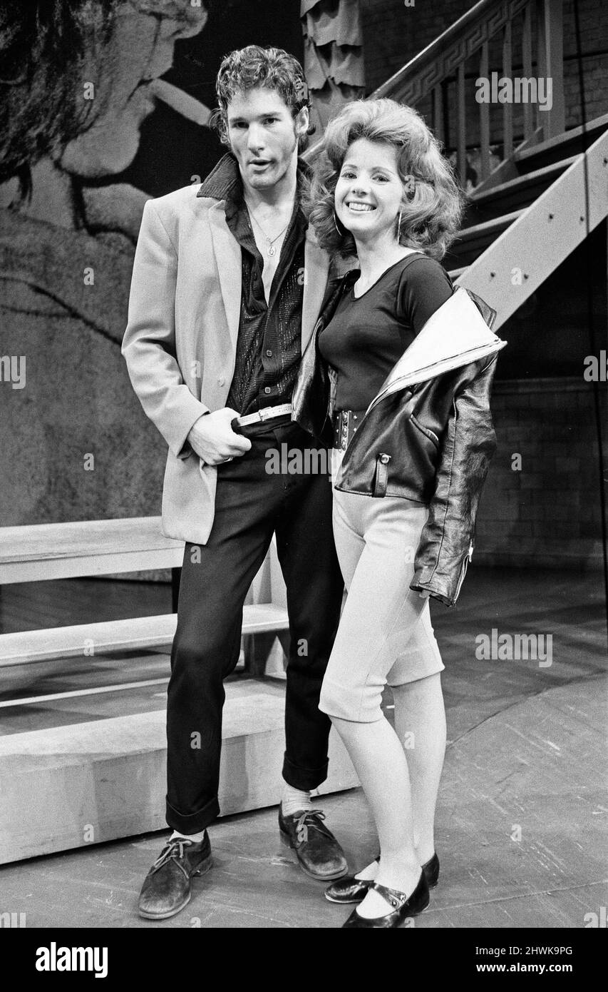 Die Besetzung des amerikanischen Musicals Grease probt im New London