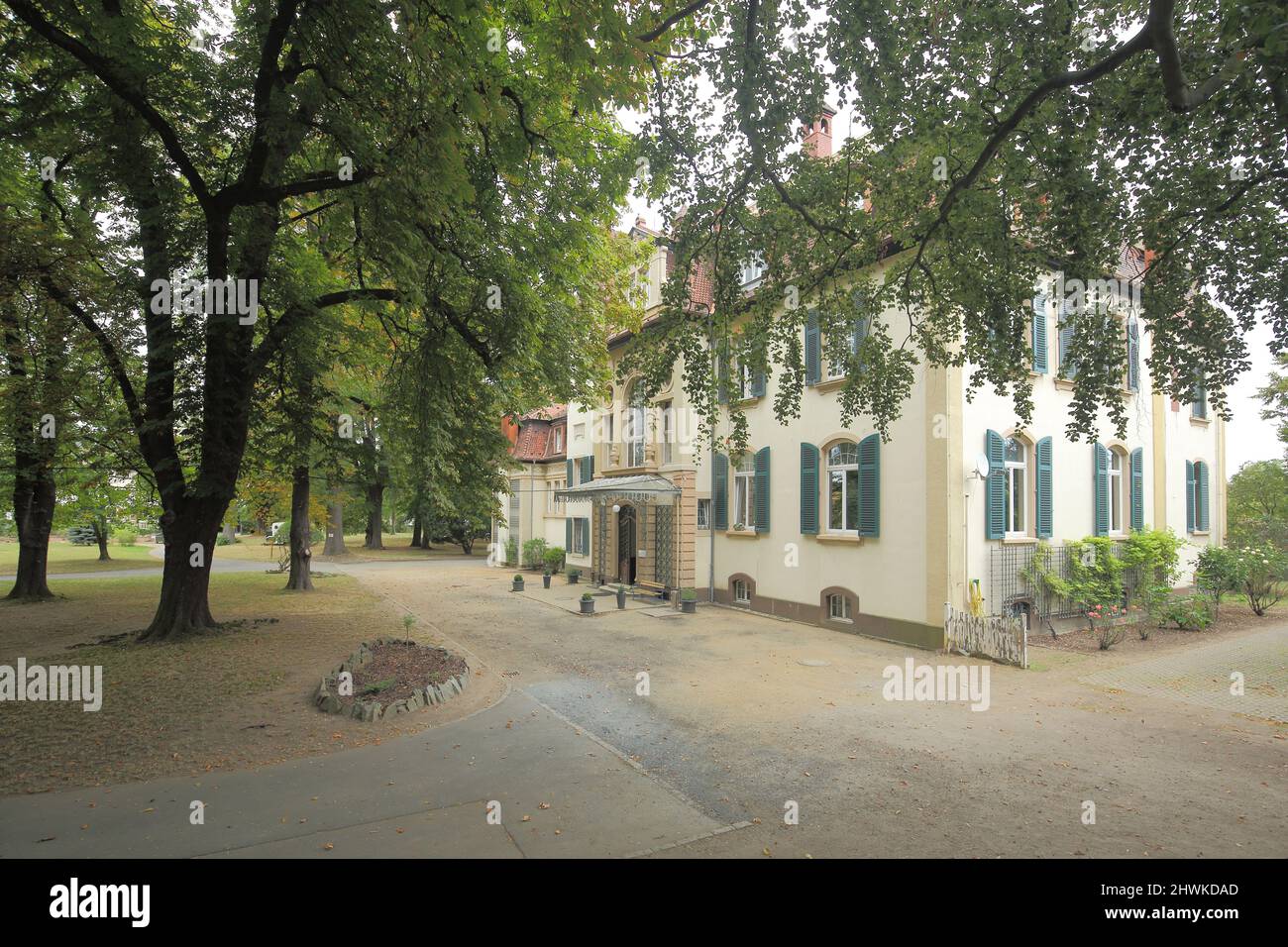 Villa Meister, Villa unter den Linden, in Sindlingen bei Frankfurt, Hessen, Deutschland Stockfoto