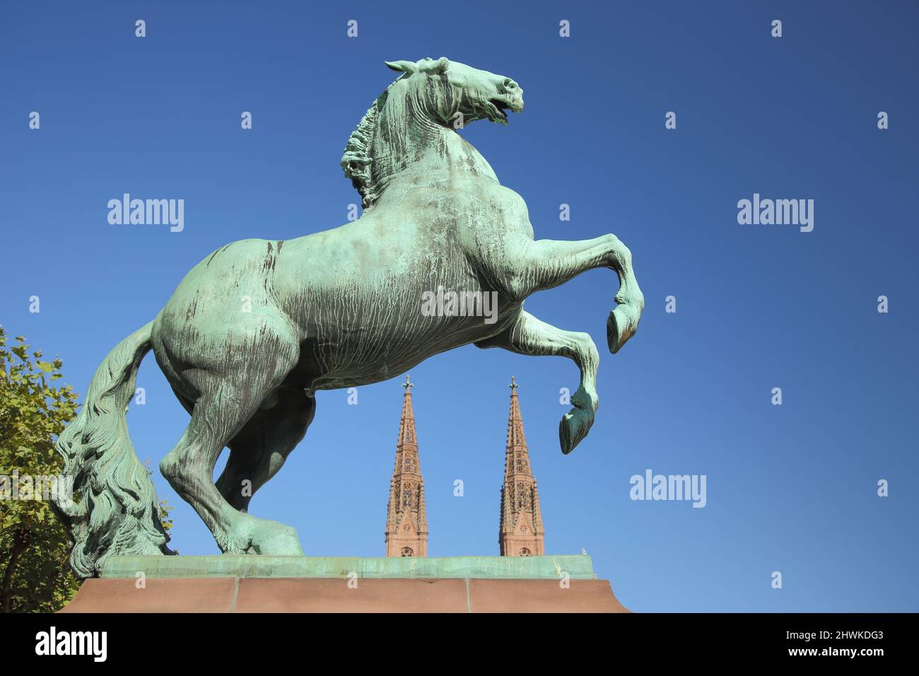 Orange Monument Nassau Field Artillery Regiment No. 27, auf dem Luisenplatz in Wiesbaden, Hessen, Deutschland Stockfoto