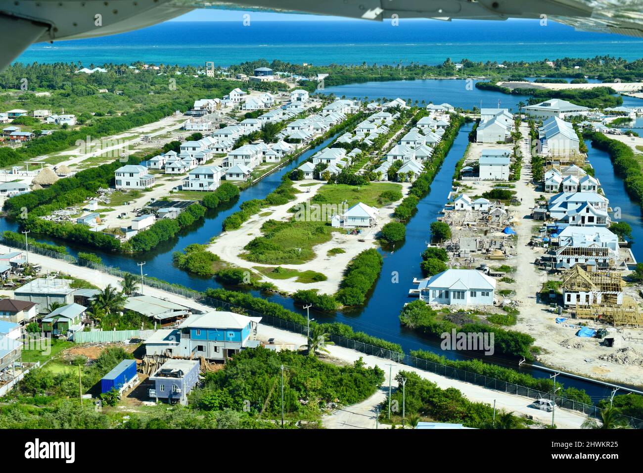 Eine Luftaufnahme der Bauarbeiten im Mahogany Bay Village in San Pedro, Belize. Stockfoto