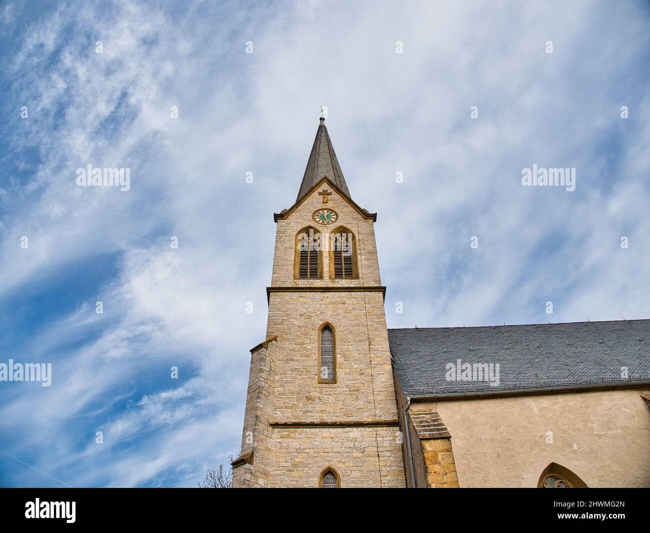 Die Stiftskirche Schildesche in Bielefeld bei Tageslicht Stockfoto