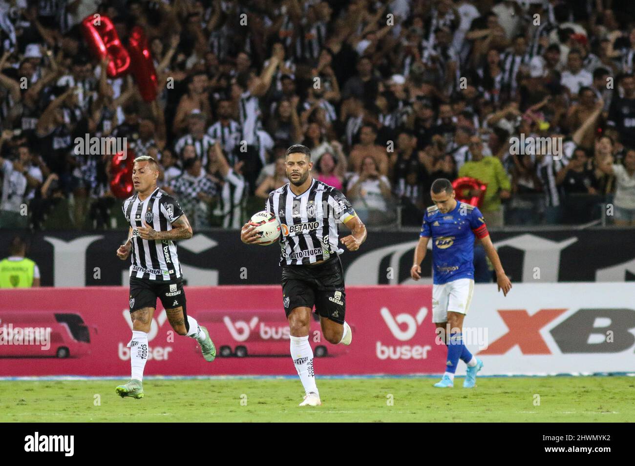 Mg Belo Horizonte 03 06 2022 Mineiro 2022 Atletico Mg X Cruzeiro Hulk Spieler Aus Atletico Mg Feiert Sein Tor Wahrend Eines Spiels Gegen Cruzeiro Im Mineirao Stadion Fur Die Meisterschaft Von Mineiro 2022