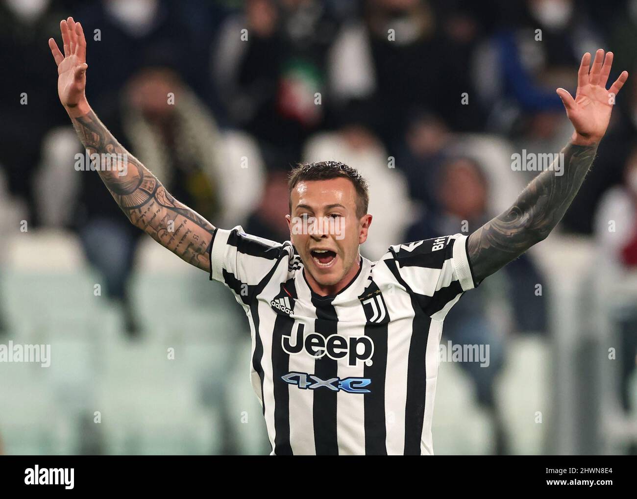 Turin, Italien, 6.. März 2022. Federico Bernardeschi von Juventus reagiert während des Spiels der Serie A im Allianz Stadium in Turin. Bildnachweis sollte lauten: Jonathan Moscrop / Sportimage Stockfoto