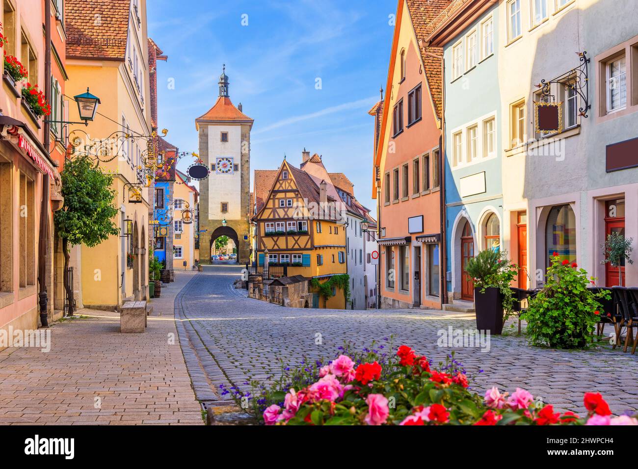 Rothenburg ob der Tauber, Bayern, Deutschland. Mittelalterliche Stadt Rothenburg an einem Sommertag. Stockfoto