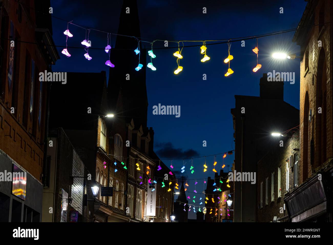 Das Light Up Leicester Festival 2022, das die Straßen von Leicester mit kostenlosen interaktiven Kunstwerken und Unterhaltung beleuchtet. Stockfoto