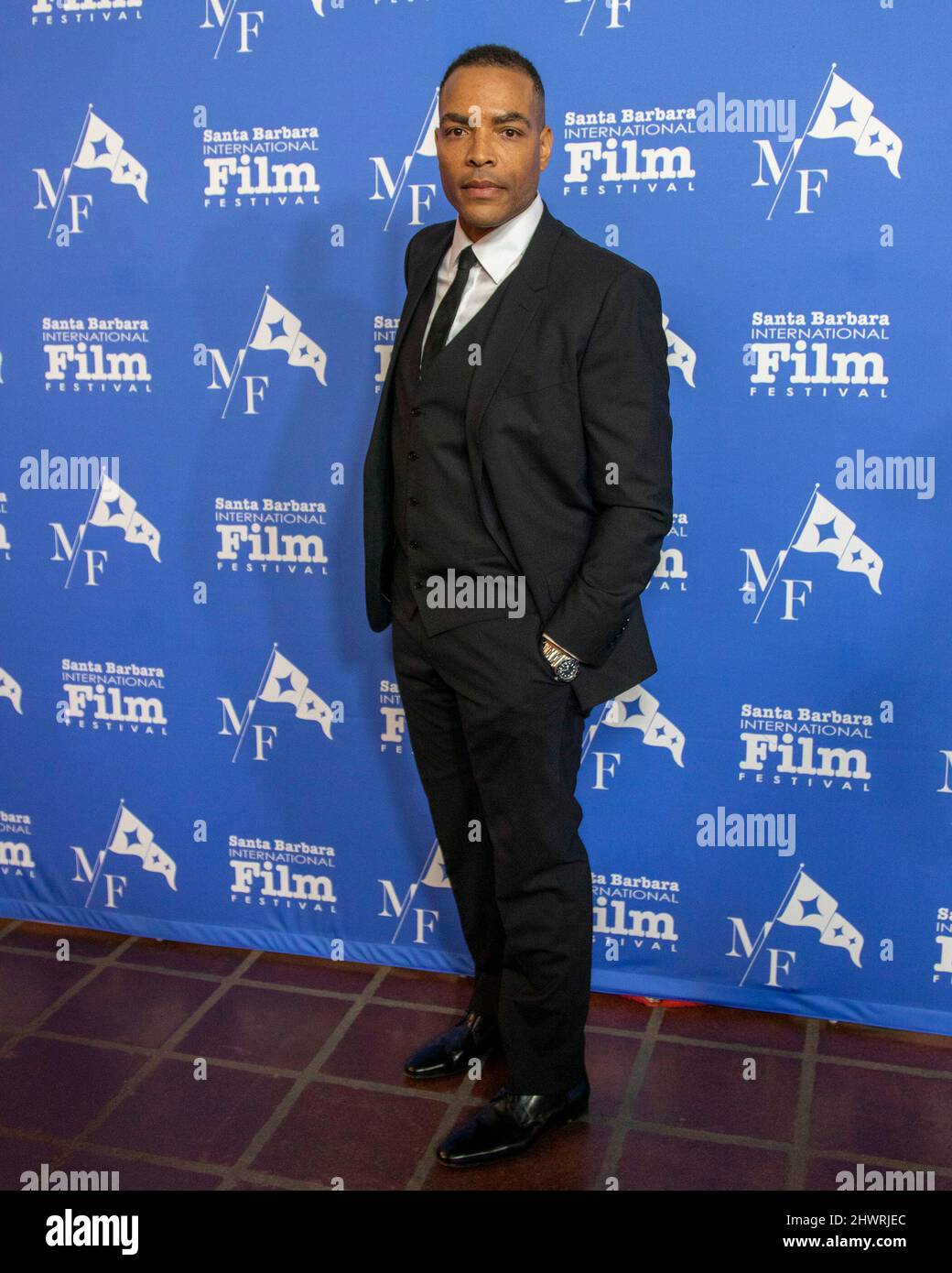 Ankunft mit rotem Teppich, Reinaldo Marcus Green. Das Santa Barbara International Film Festival 37., das will Smith und Aunjanue Ellis am 6. März 2022 mit dem „Outstanding Performers of the Year Award“ im Arlington Theatre in Santa Barbara, Kalifornien, ehrt. (Foto von Rod Rolle/Sipa USA) Stockfoto