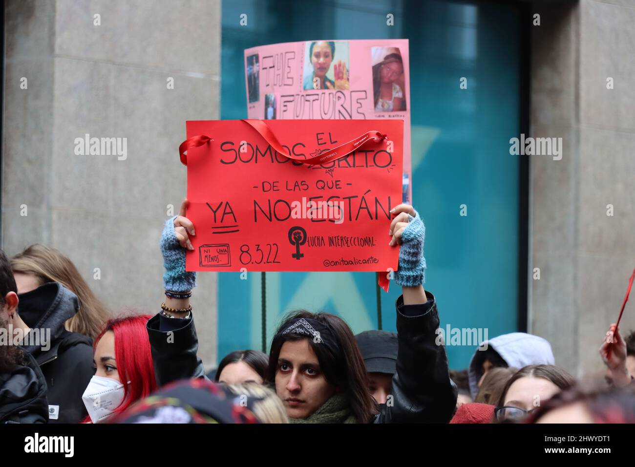 Frauen marschieren am Internationalen Frauentag in Mailand. Stockfoto