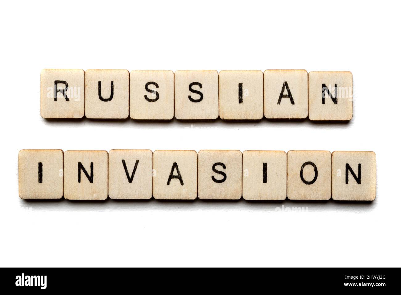 Konzept zum Krieg in der Ukraine mit einem Schild mit der Aufschrift „Russische Invasion“ Stockfoto